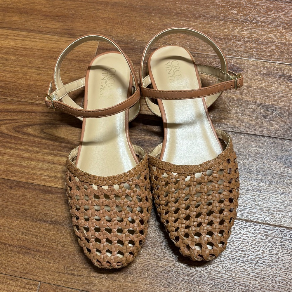 Crown Vintage Perla Flat 7.5